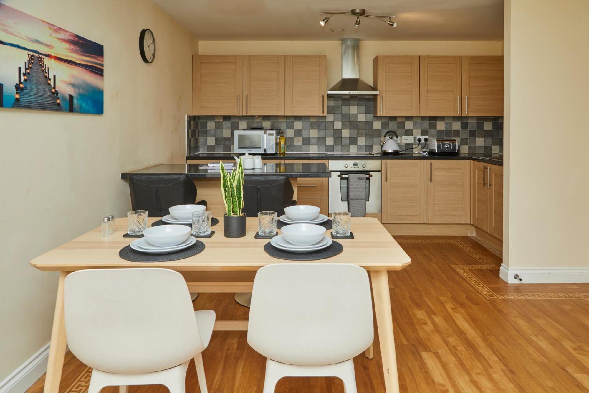 Stylish 2-Bedroom Apartment With Free Parking Halifax Exteriör bild